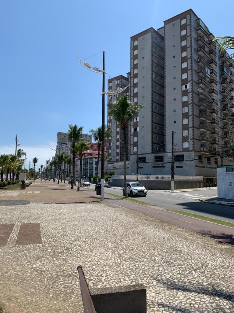 Apartamento Frente Ao Mar Com Varanda E Piscina Praia Grande  Zewnętrze zdjęcie